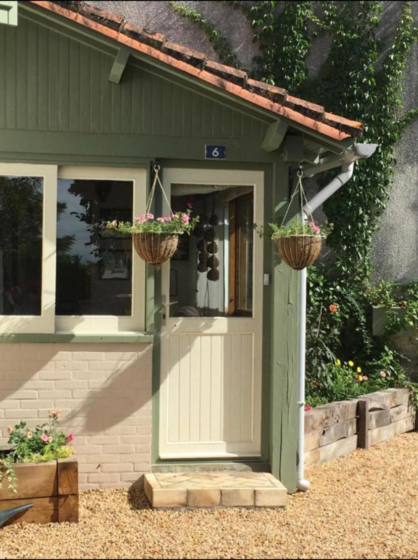 Maison La Roche Chambre D'Hotes Le Vigeant Exteriér fotografie